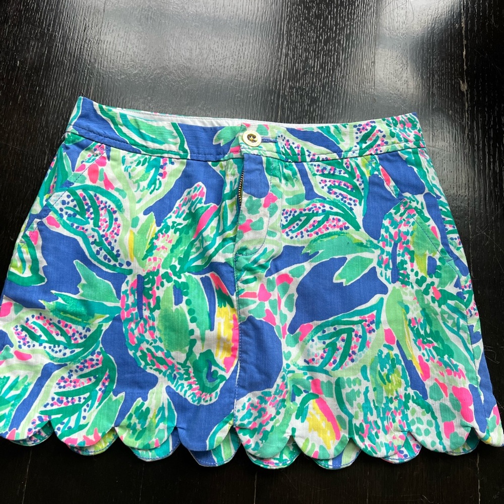 Lilly Pulitzer scalloped skort